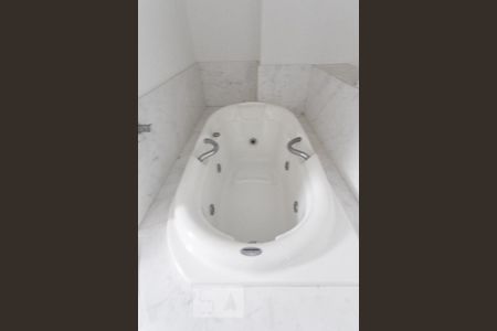 Apartamento à venda com 600m², 4 quartos e 3 vagas Apartamento à venda com 600m², 4 quartos e 3 vagasbanheiro suite principal