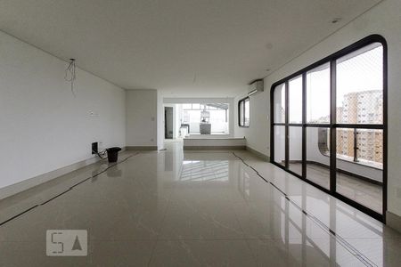 Apartamento à venda com 600m², 4 quartos e 3 vagas Apartamento à venda com 600m², 4 quartos e 3 vagassala