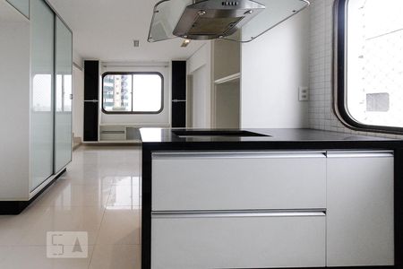 Apartamento à venda com 600m², 4 quartos e 3 vagas Apartamento à venda com 600m², 4 quartos e 3 vagascozinha