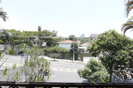 Casa para alugar com 330m², 4 quartos e 6 vagasVista