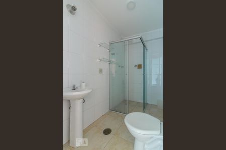Banheiro de apartamento para alugar com 1 quarto, 40m² em Vila Buarque, São Paulo