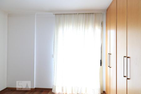 Apartamento à venda com 143m², 3 quartos e 4 vagasSuíte 1