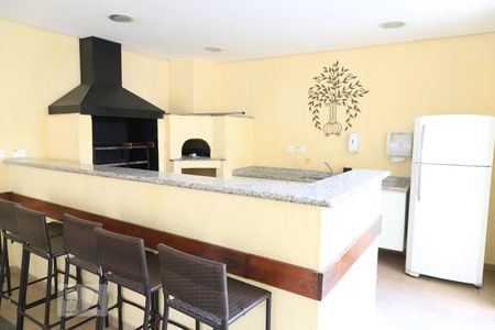 Apartamento à venda com 143m², 3 quartos e 4 vagasSalão com churrasqueira.