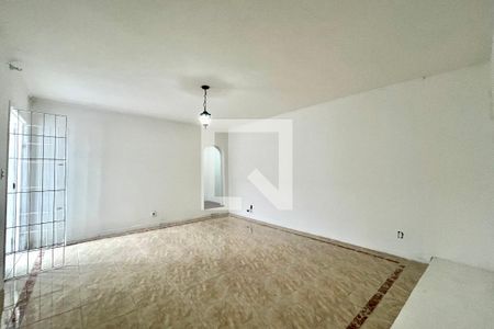 Quarto 1 de casa para alugar com 4 quartos, 500m² em Parque Jabaquara, São Paulo