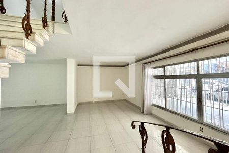 Sala de casa para alugar com 4 quartos, 500m² em Parque Jabaquara, São Paulo