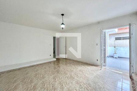 Quarto 1 de casa para alugar com 4 quartos, 500m² em Parque Jabaquara, São Paulo