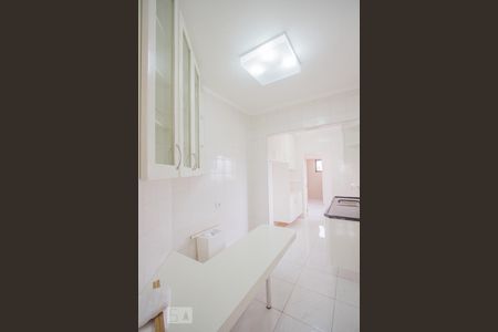 Cozinha de apartamento para alugar com 3 quartos, 100m² em Campo Belo, São Paulo