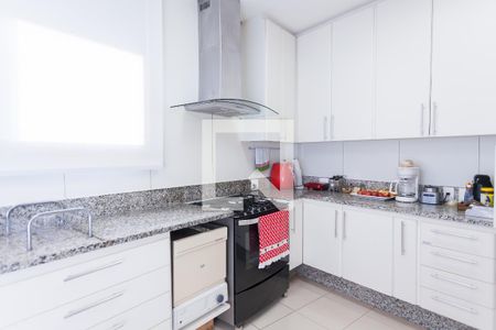 Apartamento à venda com 215m², 4 quartos e 4 vagas Apartamento à venda com 215m², 4 quartos e 4 vagasCozinha