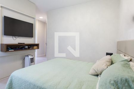 Apartamento à venda com 215m², 4 quartos e 4 vagas Apartamento à venda com 215m², 4 quartos e 4 vagassuite 2