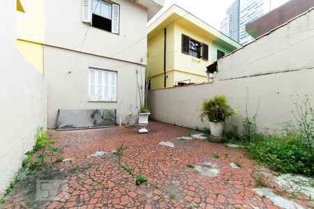 Casa à venda com 125m², 3 quartos e 2 vagas Casa à venda com 125m², 3 quartos e 2 vagasQuintal