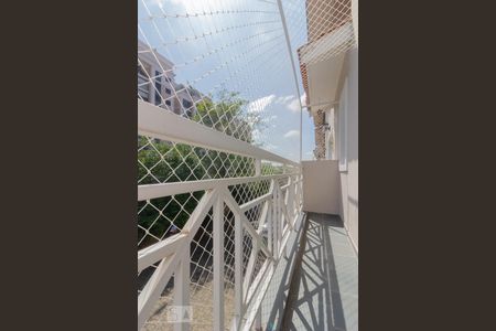 Varanda de casa de condomínio para alugar com 2 quartos, 117m² em Vila São Silvestre, São Paulo