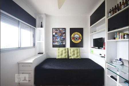 Apartamento à venda com 195m², 3 quartos e 3 vagas Apartamento à venda com 195m², 3 quartos e 3 vagasSuíte 2