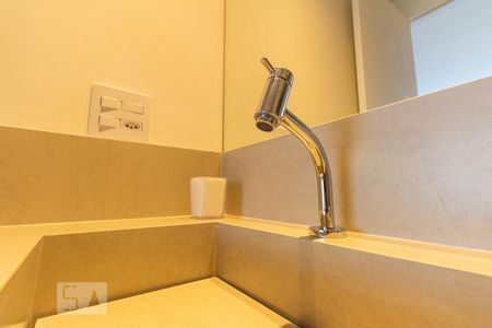 Banheiro de kitnet/studio para alugar com 1 quarto, 50m² em Vila Cruzeiro, São Paulo