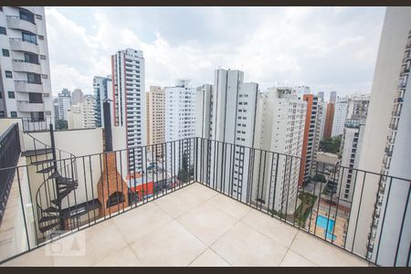 Vista suíte 1 de apartamento para alugar com 3 quartos, 240m² em Moema, São Paulo