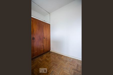 Apartamento para alugar com 124m², 3 quartos e 2 vagas Apartamento para alugar com 124m², 3 quartos e 2 vagasQuarto serviço