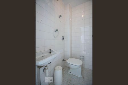 Apartamento para alugar com 124m², 3 quartos e 2 vagas Apartamento para alugar com 124m², 3 quartos e 2 vagasBanheiro serviço