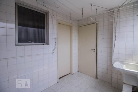 Apartamento para alugar com 124m², 3 quartos e 2 vagas Apartamento para alugar com 124m², 3 quartos e 2 vagasLavanderia