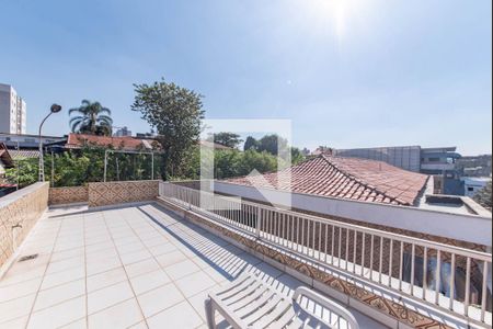 Casa à venda com 450m², 3 quartos e 6 vagas Casa à venda com 450m², 3 quartos e 6 vagasSolarium