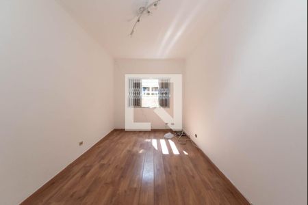 Casa à venda com 450m², 3 quartos e 6 vagas Casa à venda com 450m², 3 quartos e 6 vagasQuarto