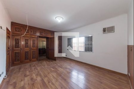 Casa à venda com 450m², 3 quartos e 6 vagas Casa à venda com 450m², 3 quartos e 6 vagasSuíte 2