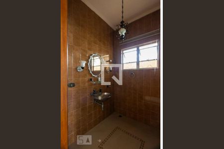 Casa à venda com 450m², 3 quartos e 6 vagas Casa à venda com 450m², 3 quartos e 6 vagasLavabo 1 e 2