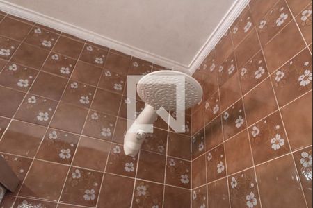 Casa à venda com 450m², 3 quartos e 6 vagas Casa à venda com 450m², 3 quartos e 6 vagasBanheiro da Suíte 1