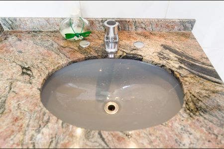 Apartamento à venda com 140m², 4 quartos e 2 vagasBanheiro da Suíte