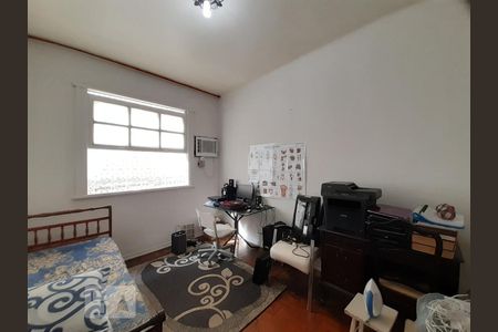 Casa para alugar com 320m², 8 quartos e 4 vagas Casa para alugar com 320m², 8 quartos e 4 vagasQuarto 1