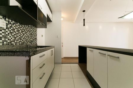Cozinha de apartamento à venda com 3 quartos, 64m² em Vila Inglesa, São Paulo