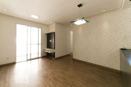 Sala de apartamento à venda com 3 quartos, 64m² em Vila Inglesa, São Paulo