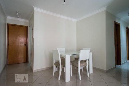Sala de apartamento para alugar com 3 quartos, 75m² em Vila Gilda, Santo André
