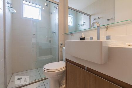 Banheiro  de apartamento para alugar com 2 quartos, 82m² em Vila Sofia, São Paulo