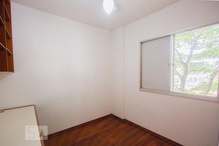 Quarto 1 de apartamento para alugar com 2 quartos, 65m² em Parque Colonial, São Paulo