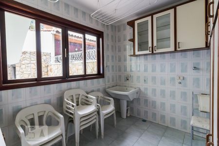 Casa à venda com 650m², 3 quartos e 7 vagasLavanderia