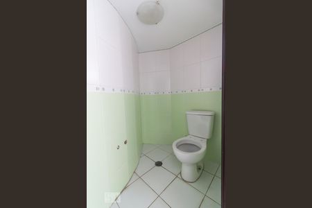 Casa à venda com 650m², 3 quartos e 7 vagasBanheiro da Piscina