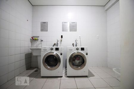 Apartamento à venda com 86m², 2 quartos e sem vagaLavanderia