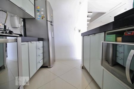 Apartamento à venda com 86m², 2 quartos e sem vagaCozinha