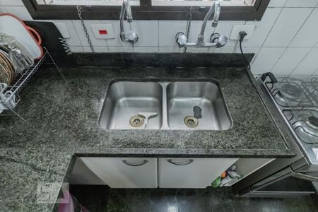 Apartamento para alugar com 300m², 4 quartos e 4 vagas Apartamento para alugar com 300m², 4 quartos e 4 vagasCozinha Inferior