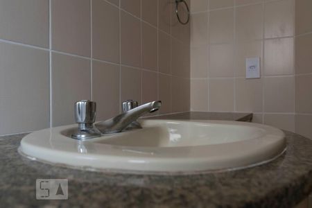 Apartamento à venda com 247m², 4 quartos e 3 vagasBanheiro social (Torneira)