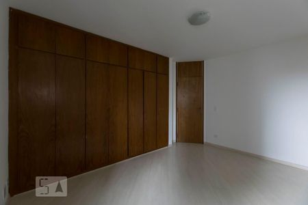Apartamento à venda com 247m², 4 quartos e 3 vagasQuarto 2