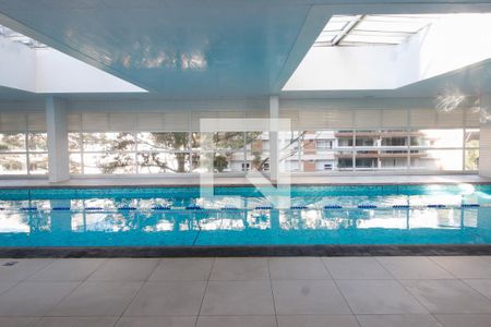 Área comum - Piscina Coberta de apartamento à venda com 2 quartos, 57m² em Vila Andrade, São Paulo