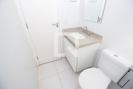 Banheiro da Suíte de apartamento à venda com 2 quartos, 57m² em Vila Andrade, São Paulo