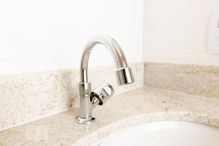 Pia do Banheiro de apartamento para alugar com 1 quarto, 33m² em Águas Claras, Brasília