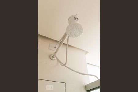 Chuveiro do Banheiro de apartamento para alugar com 1 quarto, 33m² em Águas Claras, Brasília