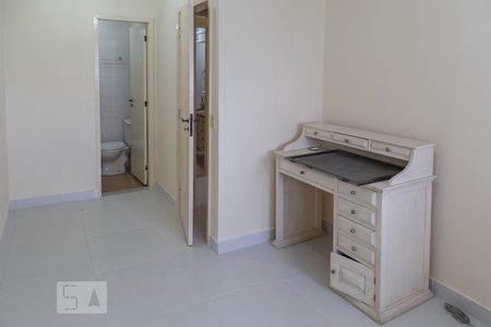 Apartamento à venda com 70m², 2 quartos e 1 vagaSuíte 2