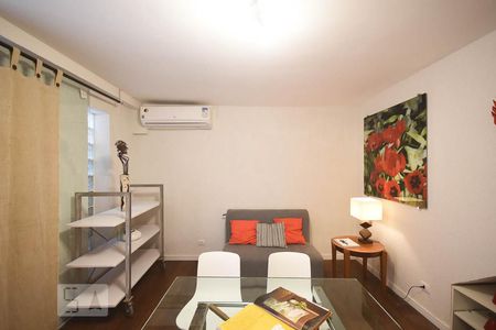 Sala de apartamento para alugar com 1 quarto, 39m² em Real Parque, São Paulo