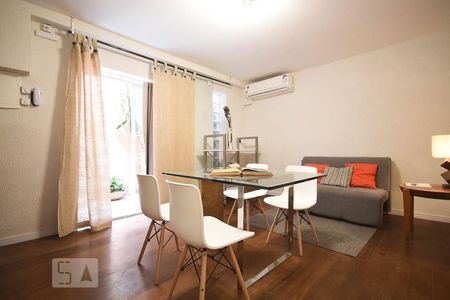 Sala de apartamento para alugar com 1 quarto, 39m² em Real Parque, São Paulo
