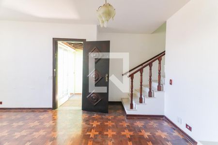 Sala de casa para alugar com 5 quartos, 220m² em Vila Lageado, São Paulo