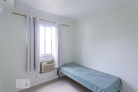 Quarto de apartamento para alugar com 2 quartos, 55m² em Jacarepaguá, Rio de Janeiro