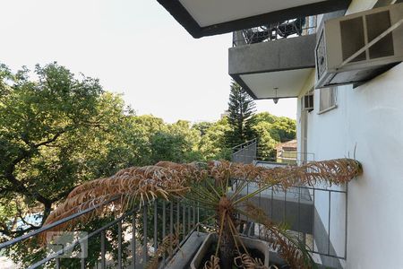 Apartamento à venda com 81m², 2 quartos e 1 vagaVaranda suíte